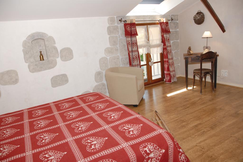 Bed and Breakfast L'Estapade Des Tourelons Saint-Jean-en-Royans Esterno foto