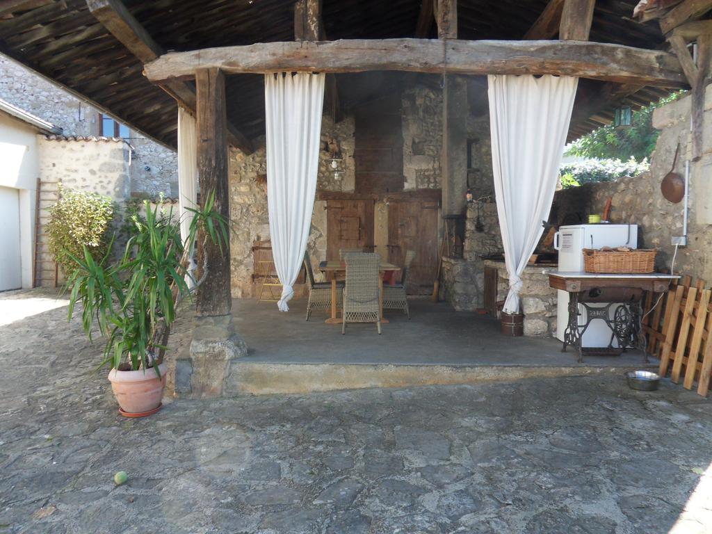 Bed and Breakfast L'Estapade Des Tourelons Saint-Jean-en-Royans Esterno foto