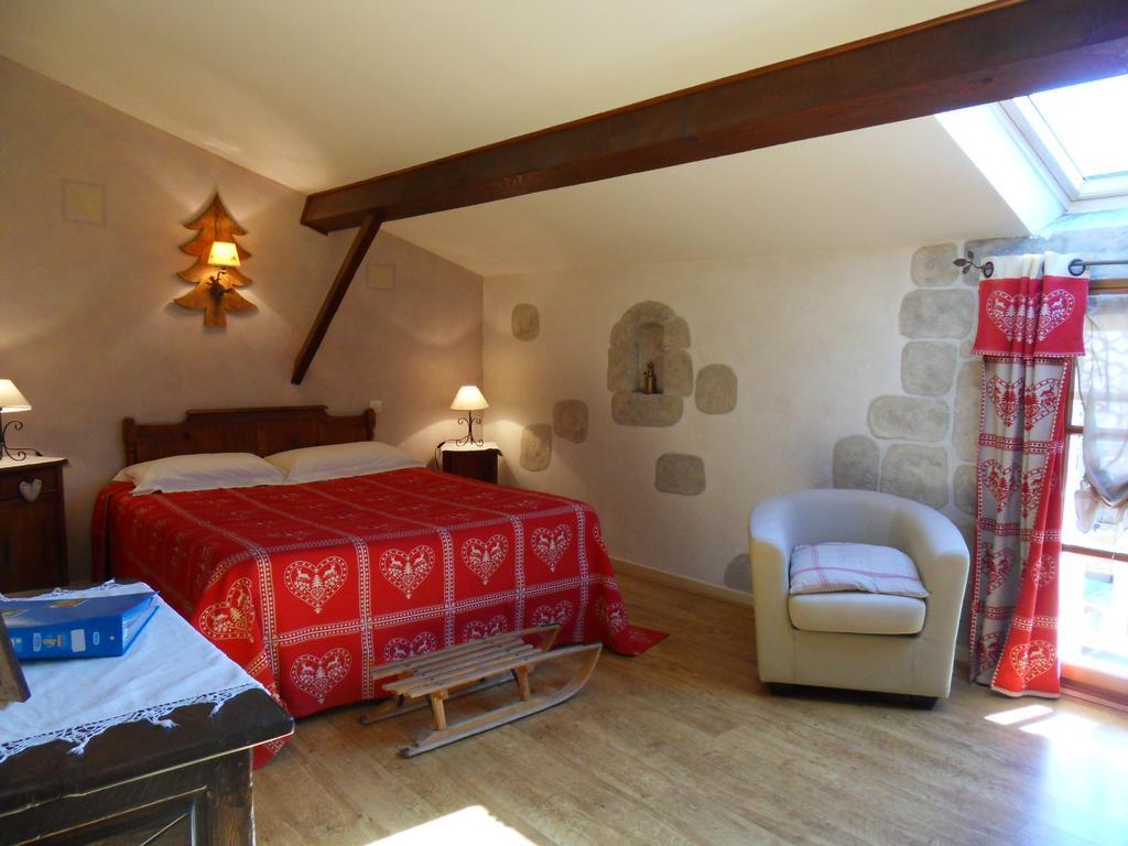 Bed and Breakfast L'Estapade Des Tourelons Saint-Jean-en-Royans Esterno foto